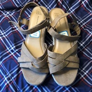 Time and Tru Wedges Sandals